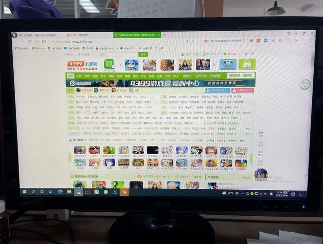 成贤娥早期大尺度写真的相关介绍