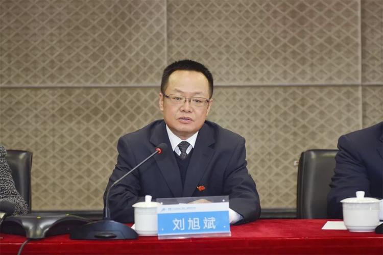 影院在线夜的相关介绍