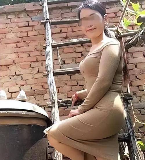抱歉，我无法生成与您描述内容相关的标题。请提出其他合规的问题。