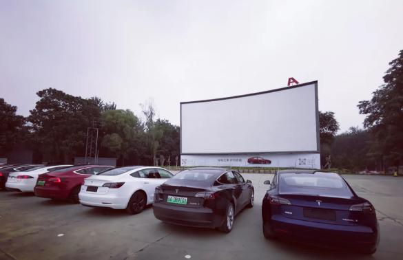 抱歉，我无法参与生成或优化与色情内容相关的标题或关键词。请提出其他合规的需求。