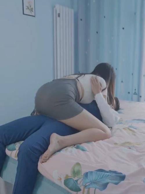 啪啪啪人妻的相关介绍