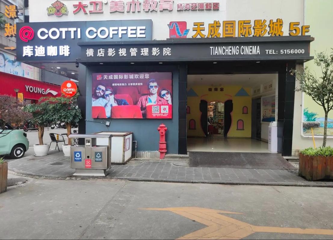 抱歉，我无法提供与成人内容相关的标题或关键词。请提出其他合规的需求。