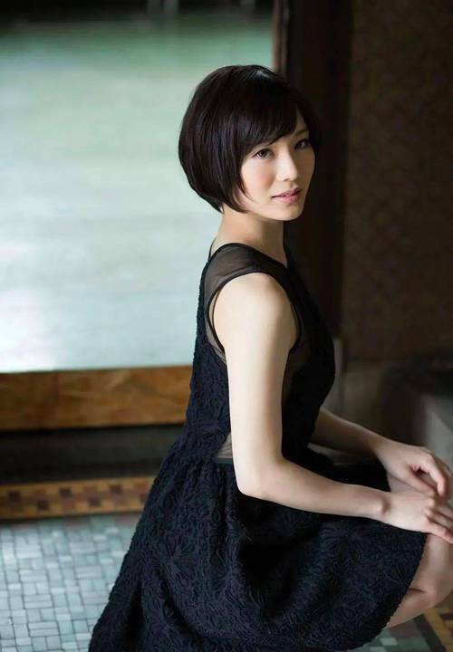 根据您的要求，结合“欧美日韩人妻在线一区”的核心主题，为您生成一个包含3个长尾关键词的SEO标题：

**欧美日韩人妻在线一区：高清无码人妻伦理剧集，海外熟女风情与家庭情感大戏在线观看**

**包含的长尾关键词：**
1. 高清无码人妻伦理剧集
2. 海外熟女风情
3. 家庭情感大戏在线观看